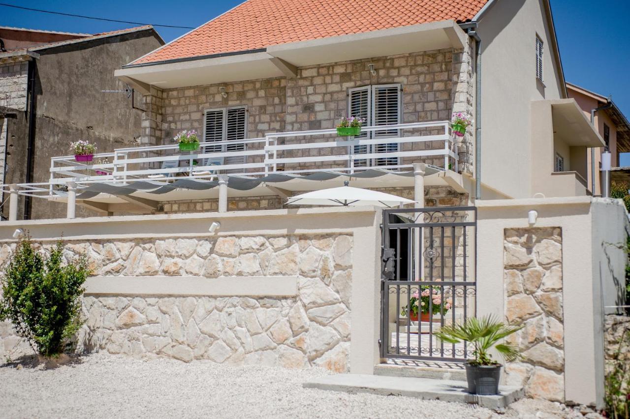 Villa Branka Apartments Near Dubrovnik With Pool Ivanica Dış mekan fotoğraf